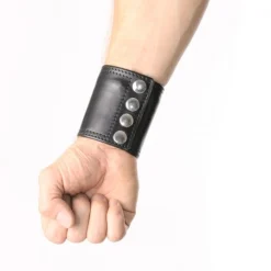 RoB Accessoires Bracelet Porte-billets Cuir 7 RoB Accessoires Bracelet Porte-billets Cuir -Vestiaire Fetish Soldes 2023 bracelet porte billets cuir 2