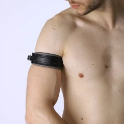 Bruthal Gear Brassard Boucle Cuir 9 Bruthal Gear Brassard Boucle Cuir -Vestiaire Fetish Soldes 2023 brassard boucle cuir 16