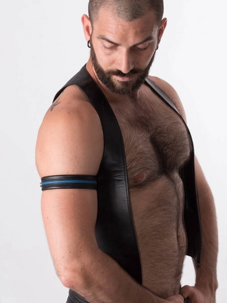 RoB Accessoires Brassard Cuir Ajustable 7 RoB Accessoires Brassard Cuir Ajustable – Image 5