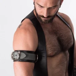 RoB Accessoires Brassard Cuir Boucle Bondage -Vestiaire Fetish Soldes 2023 brassard cuir boucle bondage 2