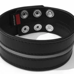 RoB Accessoires Brassard Large Ajustable Pressions 19 RoB Accessoires Brassard Large Ajustable Pressions -Vestiaire Fetish Soldes 2023 brassard large ajustable pressions 35