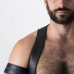 RoB Accessoires Brassard Large Ajustable Pressions -Vestiaire Fetish Soldes 2023 brassard large ajustable pressions 40