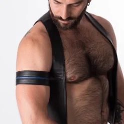 RoB Accessoires Brassard Large Ajustable Pressions -Vestiaire Fetish Soldes 2023 brassard large ajustable pressions 41