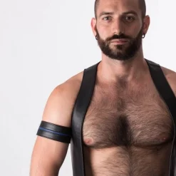 RoB Accessoires Brassard Large Ajustable Pressions -Vestiaire Fetish Soldes 2023 brassard large ajustable pressions 42