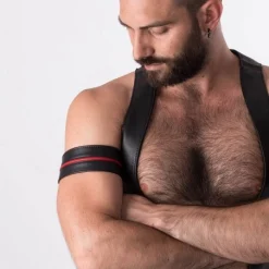 RoB Accessoires Brassard Large Ajustable Pressions -Vestiaire Fetish Soldes 2023 brassard large ajustable pressions 50