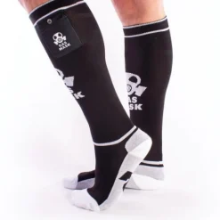 Brutus Chaussettes Hautes Party Socks Gas Mask (plusieurs Coloris) 8 Brutus Chaussettes Hautes Party Socks Gas Mask (plusieurs Coloris) -Vestiaire Fetish Soldes 2023 chaussettes hautes party socks mask plusieurs coloris 6