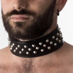 RoB Accessoires Collier Dog à Clous -Vestiaire Fetish Soldes 2023 collier dog a clous 2