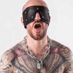 RoB Accessoires Masque Bastille Cuir 11 RoB Accessoires Masque Bastille Cuir -Vestiaire Fetish Soldes 2023 masque bastille cuir 4