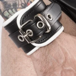 RoB Accessoires Menottes Cuir Bords Blancs