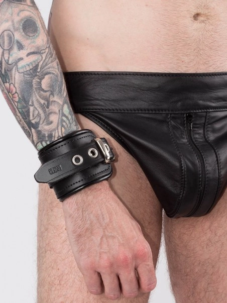 RoB Accessoires Menottes Cuir 5 RoB Accessoires Menottes Cuir – Image 3