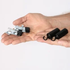 The Red Pinces à Tétons + Poids -Vestiaire Fetish Soldes 2023 pinces a tetons poids 2