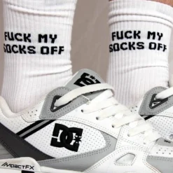 Chaussettes Sniff Me Sk8erboy -Vestiaire Fetish Soldes 2023 sk8erboy chaussettes sniff me sk8erboy 1